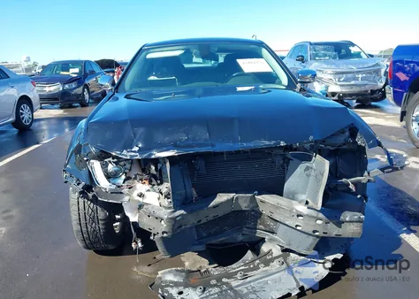 2019 Chrysler 300 Touring z USA, uszkodzony, nr VIN 2C3CCAAG8KH660344